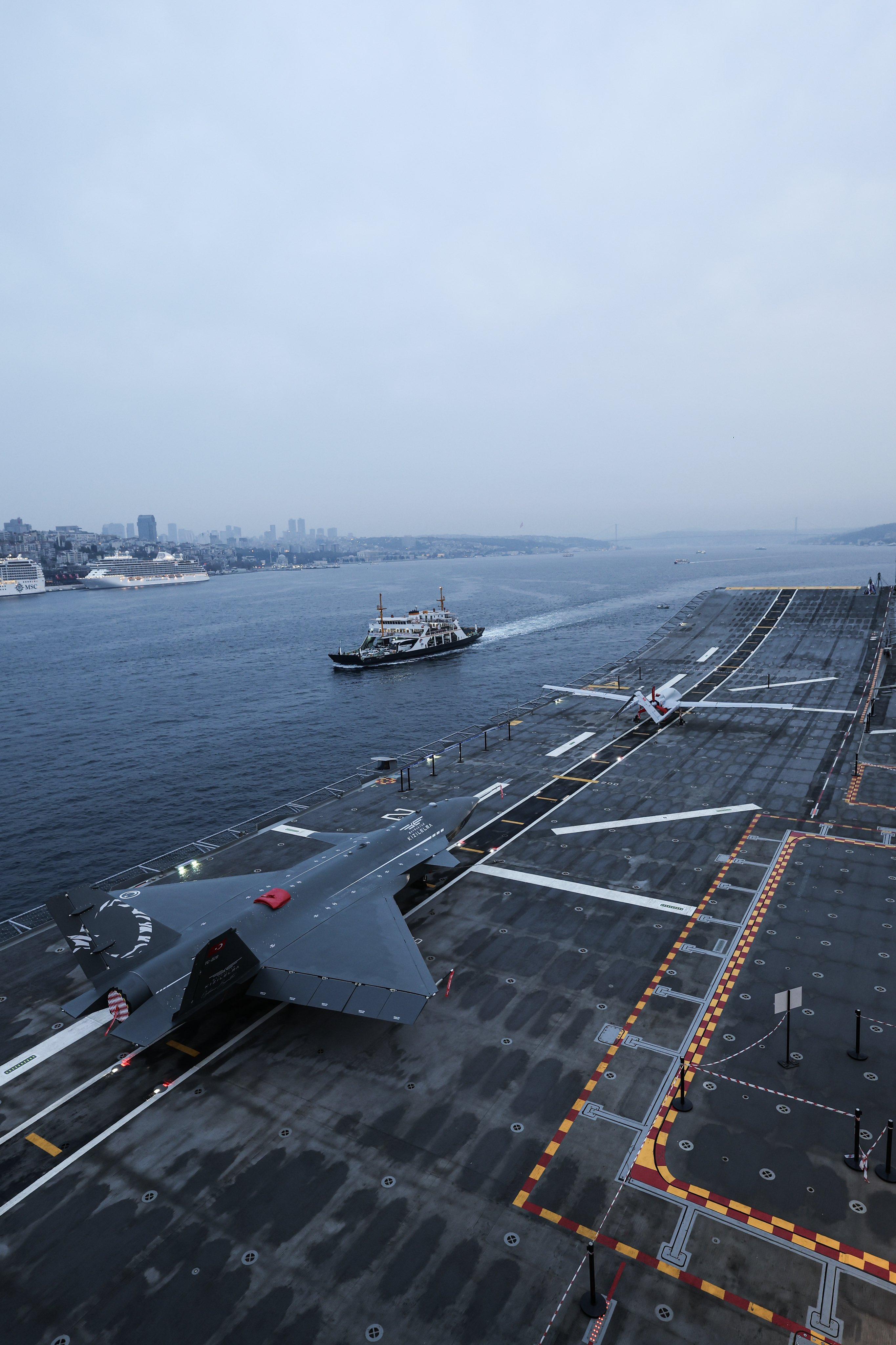 Tap, hold and load in 4K Kızılelma